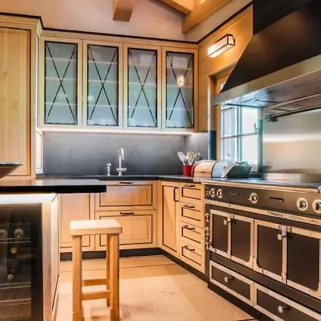 Villa 6br Spacious Chalet With Sauna St. Moritz