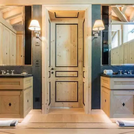 6br Spacious Chalet With Sauna Villa *